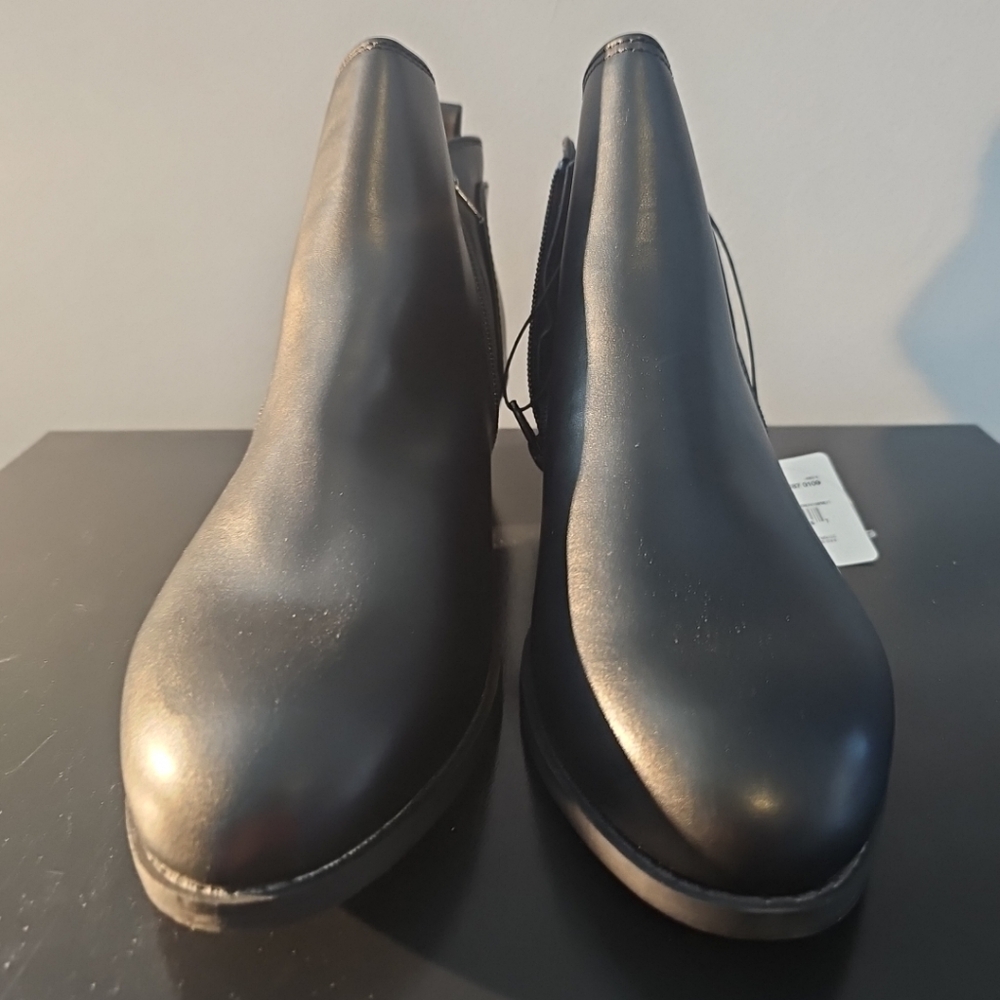 Elegant Black Women's Ankle Boots